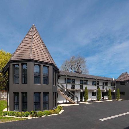 The Towers On The Park Hotel Крайстчърч Стая снимка